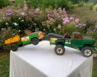 Vintage Tonka Toy Tow Truck Chippy Green Paint Natural Patina Farm