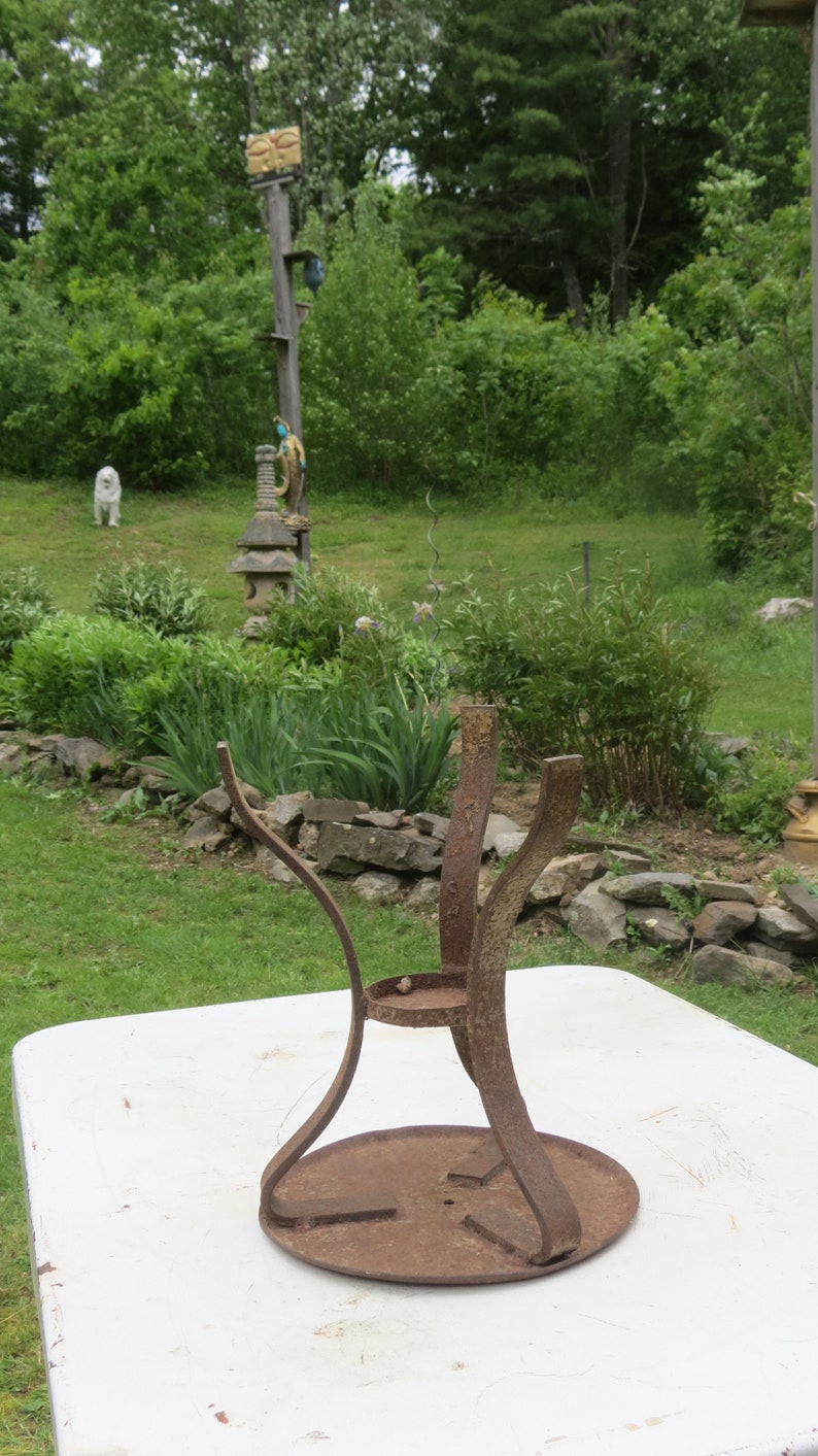 Fantastic Farmhouse Country Primitive Barn Treasure Fabulous Rusty Milking Stool