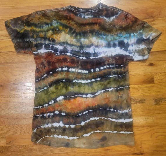 Hand Tied Tie Dye Shirt: Vibrant Swirls, Nature Inspired Patterns, Comfortable Fabric