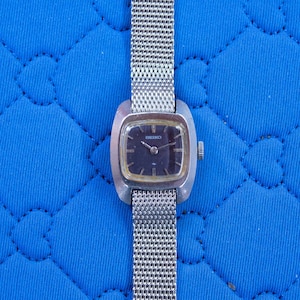 Seiko vintage Japanese mechanical women's watch SILVER SUMO SAKE