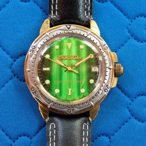 Wostok Komandarskie vintage Russian mechanical men&#39;s wristwatch GREEN GORGEOUS GENERAL