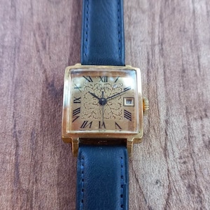 Luch vintage rosyjski kwadratowy mechaniczny damski / unisex zegarek GOLDEN LACE MANEQUIN