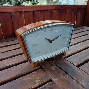 Majak Russian SIMPLICITY art deco mantel clock