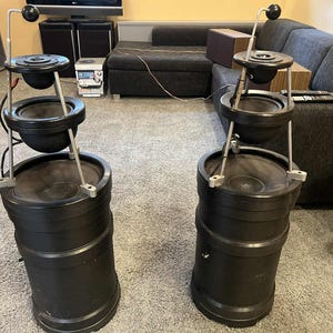 Futuristic Design vtg French Davis open tower speaker set