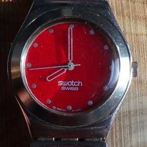 Swatch Swiss RED ROSE RAVE