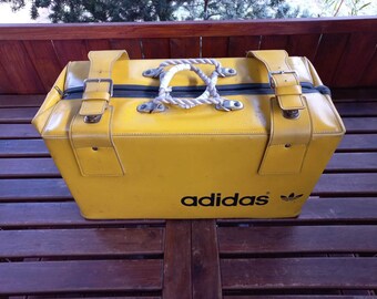 バッグ pry00s adidas shoulder bag yellow Y2K Gucci x adidas Small Shoulder Bag Yellow in Leather with