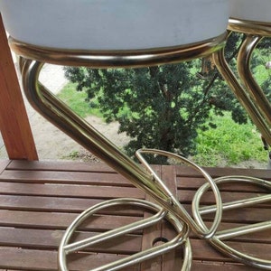 Paar Vintage Messing Barhocker mit WEIßER LEDER Sitzfläche, 80&#39;er Jahre