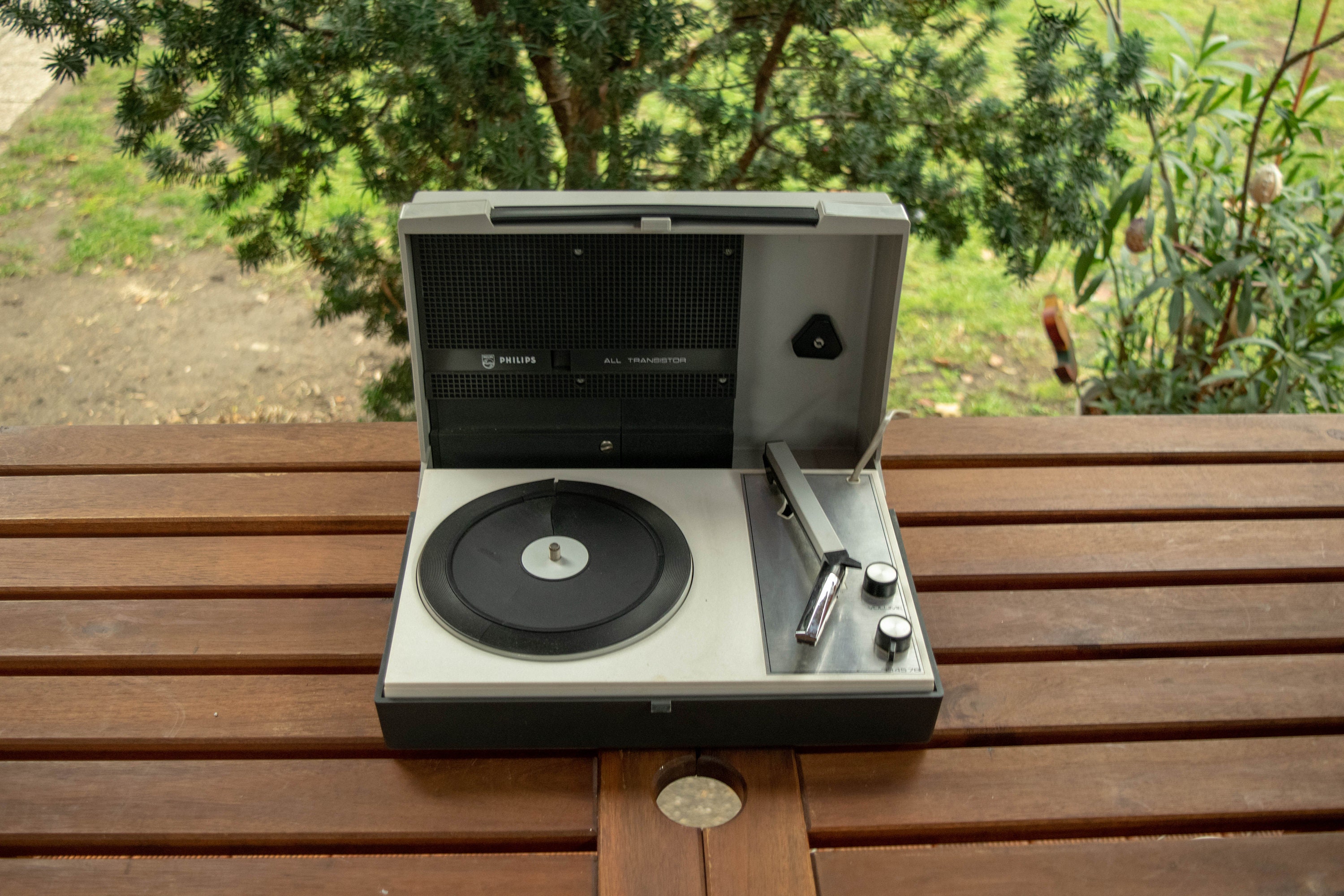 SUNDAY GREY MELLOW Record Player 1980 - Etsy