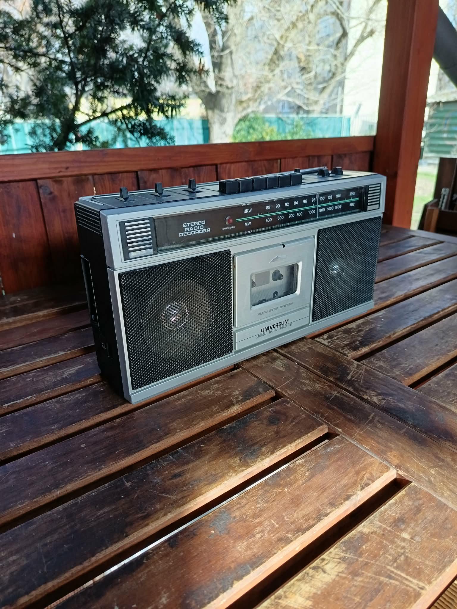 Buy Vintage Universum CTR 1505 German Boombox Online in India - Etsy
