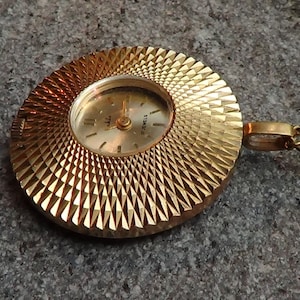 Ruhla Vintage mechanische Gold Damenuhr SWEET SUN SIMMETRY