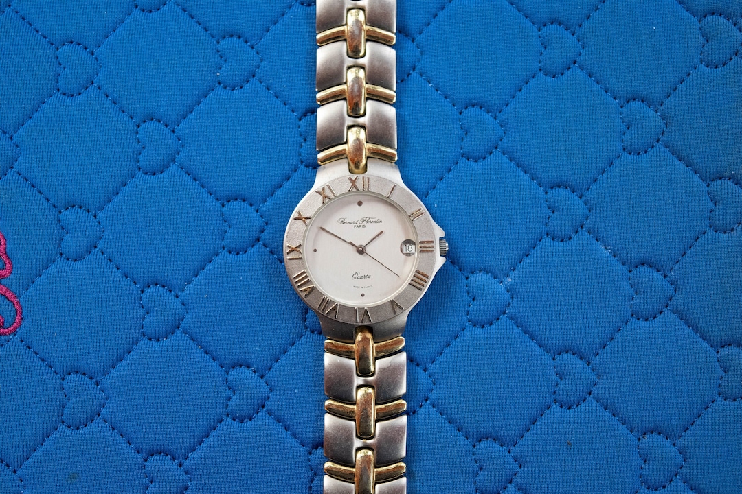 Buy Bernard Florentin French MEET ME at EIFFEL Quartz Online in India