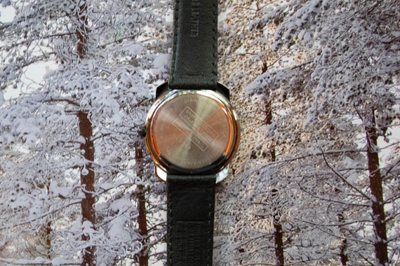 Benetton by Bulova Vintage Swiss Quartz Women s Unisex Fashion