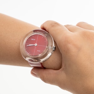 Orion vintage Swiss quartz women&#39;s watch RED ROSE RIVET