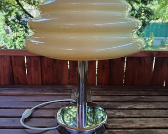 Lampe de table moderniste vintage Bauhaus, Hongrie