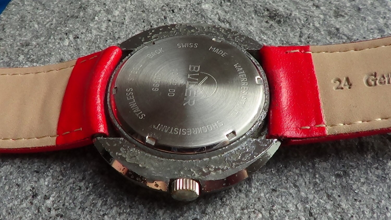 Buler 巨大ヴィンテージ スイス製オーバル型機械式メンズ腕時計 RED