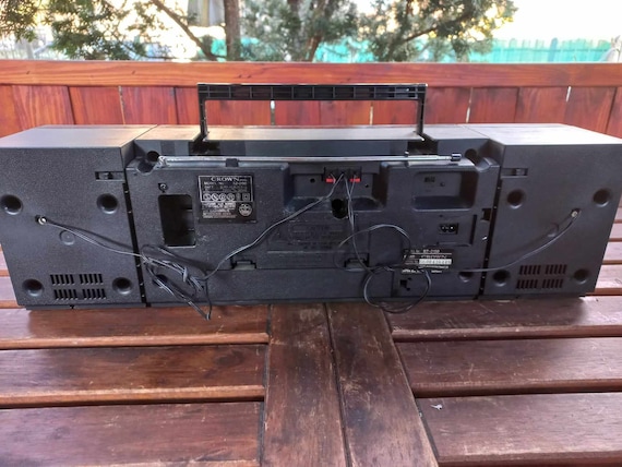 Crown SZ 2150 Vintage Japanese Boombox Double Cassette Player 1980