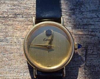 Vintage 90s Gucci 1800L White Dial Tank Style Gold Plated Vintage 90s Gucci 1800L White Dial Tank Style Gold Plated