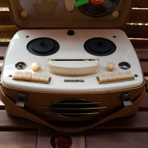 Uher 95 Rock around THe CLOCK Reeel to reel tape recorder 1960