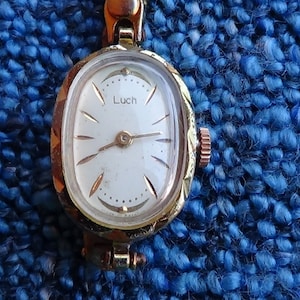 Luch vintage Russian mechanical women&#39;s watch I WANT YOU BACk