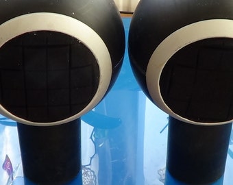 Altavoces de techo de burbuja BEAG Húngaro gritando silencio secretos