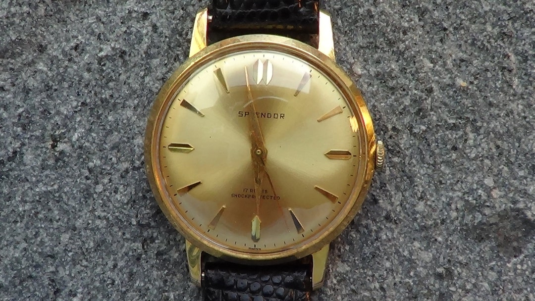 Splendor Vintage Swiss Mechanical Golden Men's Wristwatch NOS - Etsy