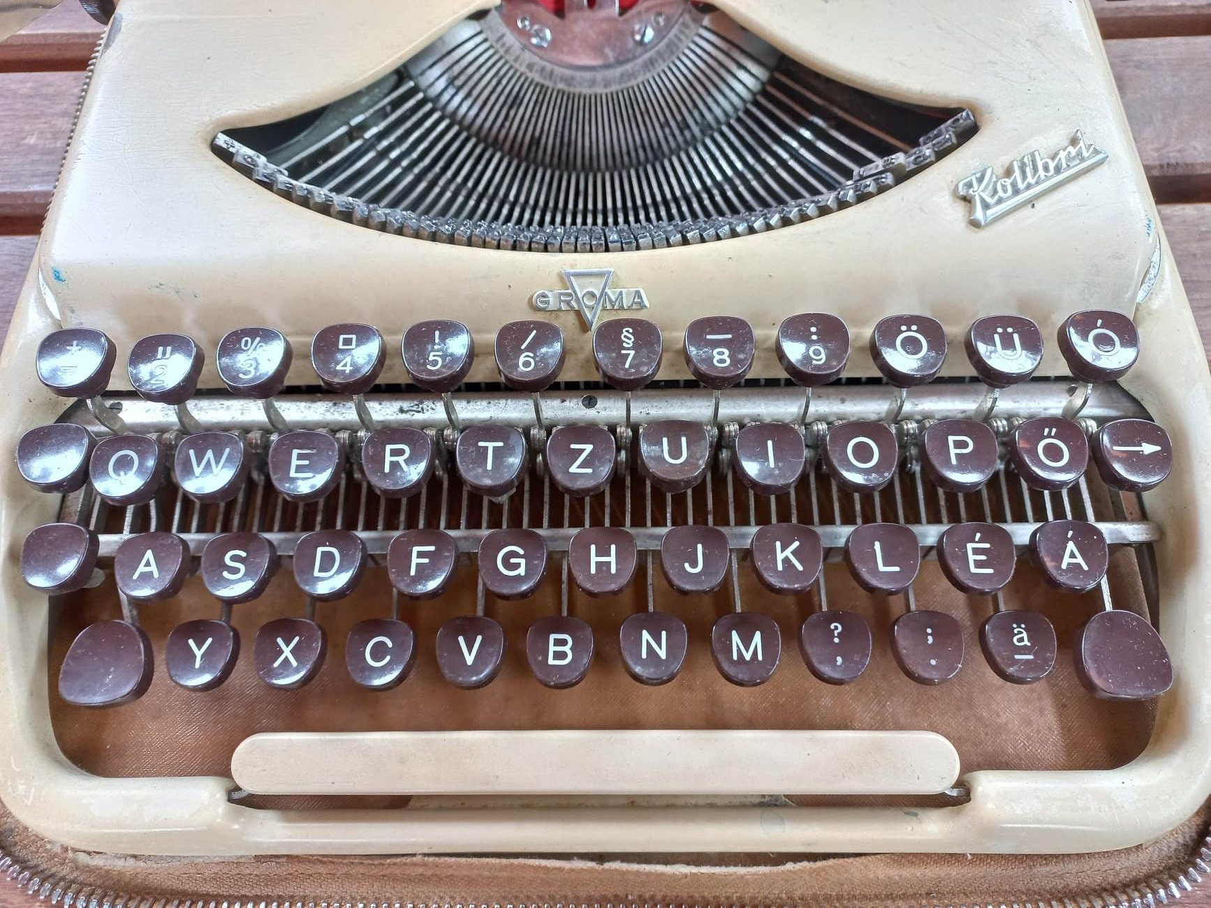 Groma Kolibri タイプライター＜ポータブルケース付き＞アンティーク Kolibri Groma | eBay