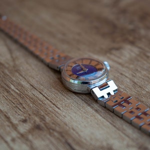 Chaika Russian BLUE MOON LANDING small women&#39;s watch