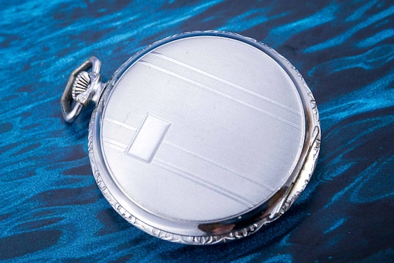 Juwel watch outlet