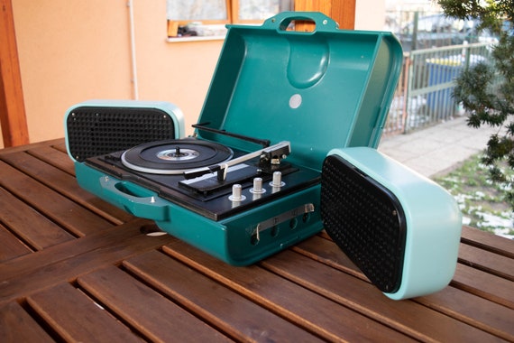 Vacant zèbre Ecrire un rapport tourne disque muse Notre compagnie consonne Laito