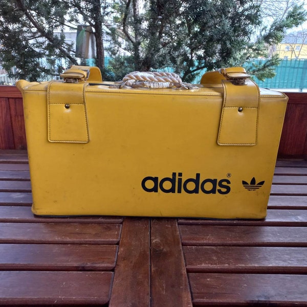 Bolsa de deporte adidas vintage amarillo brillante