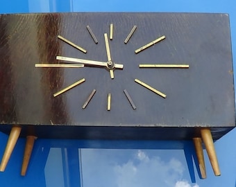 Reloj húngaro DARK BROWN HERO art deco