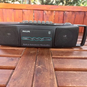 Philips Swing D8138 German BLACK BOOM BOOM