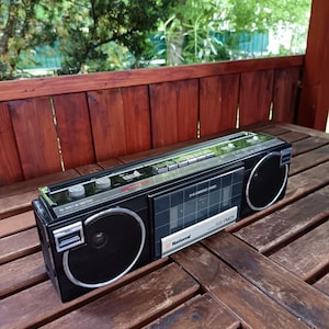 National Panasonic RX FM 25 vintage boombox Japanese radio