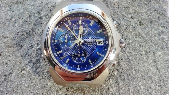 jacques lemans chronograph alarm
