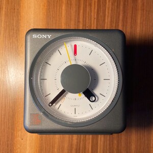 Sony cube radio