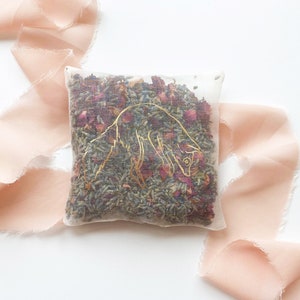 Real Silk Fox Lavender and Rose Fragrance Bag, Relaxation and Sleep Gift image 1