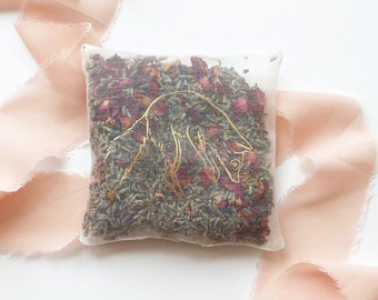 Real Silk Fox Lavender and Rose Fragrance Bag, Relaxation and Sleep Gift