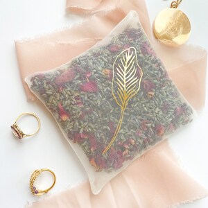 Silk Lavender Sachet with Gold Leaf 画像 2