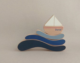 Bateau jouet personnalisé jouet en bois pour enfants, premier cadeau d'anniversaire, décor de chambre d'enfant.