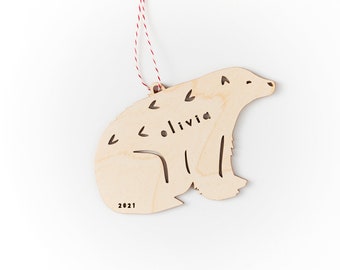 Adorno de oso personalizado - Adorno de árbol navideño cortado con láser de madera
