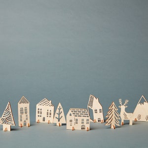 Pop-Out Wooden Lasercut Winter Holiday Scene image 2