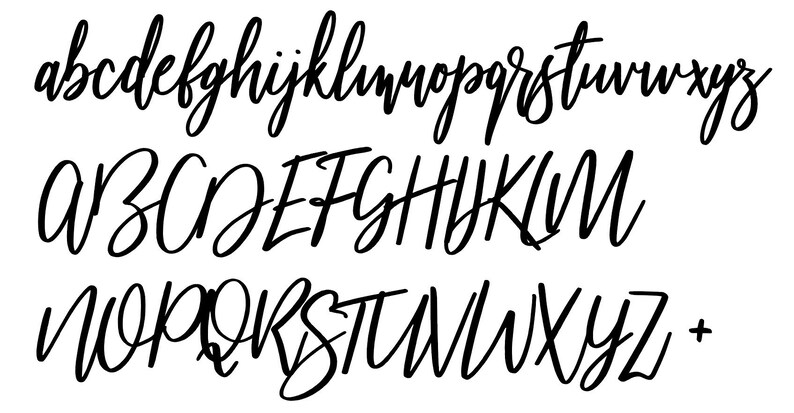 K&ouml;nnte beinhalten: Ein handgeschriebenes Alphabet in schwarzer Tinte auf wei&szlig;em Hintergrund. Die Schriftart ist ein kursives Skript mit einem modernen Look. Die Buchstaben sind alle in Gro&szlig;- und Kleinschreibung.