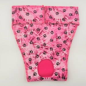 EP6115 Whippet or medium dog panties with black dog paws on pink