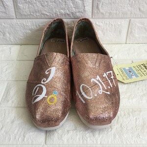 rose gold glitter toms