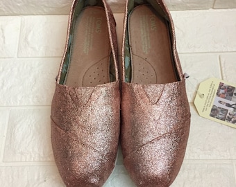 toms rose gold glimmer