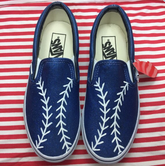 toms baseball shoes