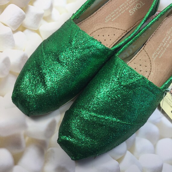 forest green flat shoes
