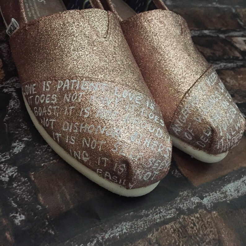 rose gold glitter toms