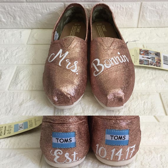 rose gold glitter toms