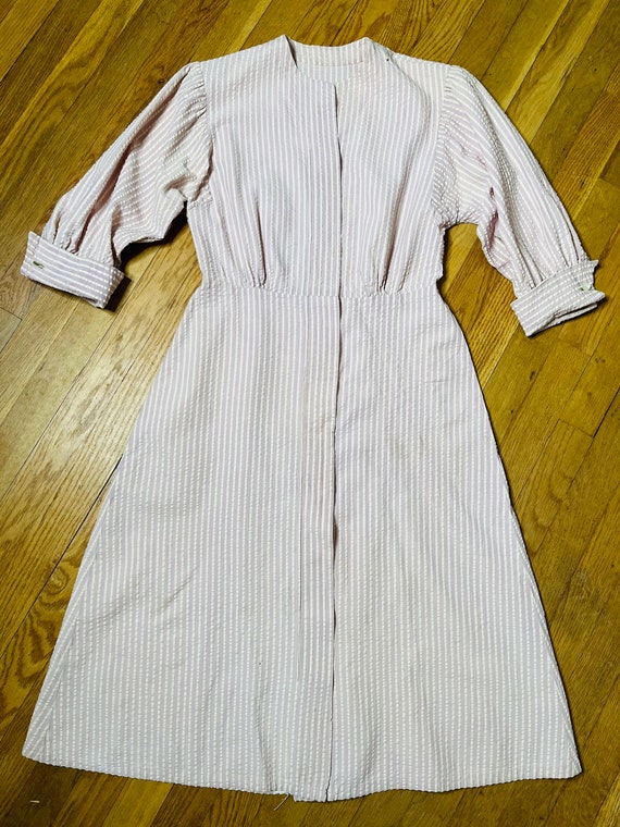 Seersucker 1930s Day Dress, 30s Shirt Dress with … - image 3